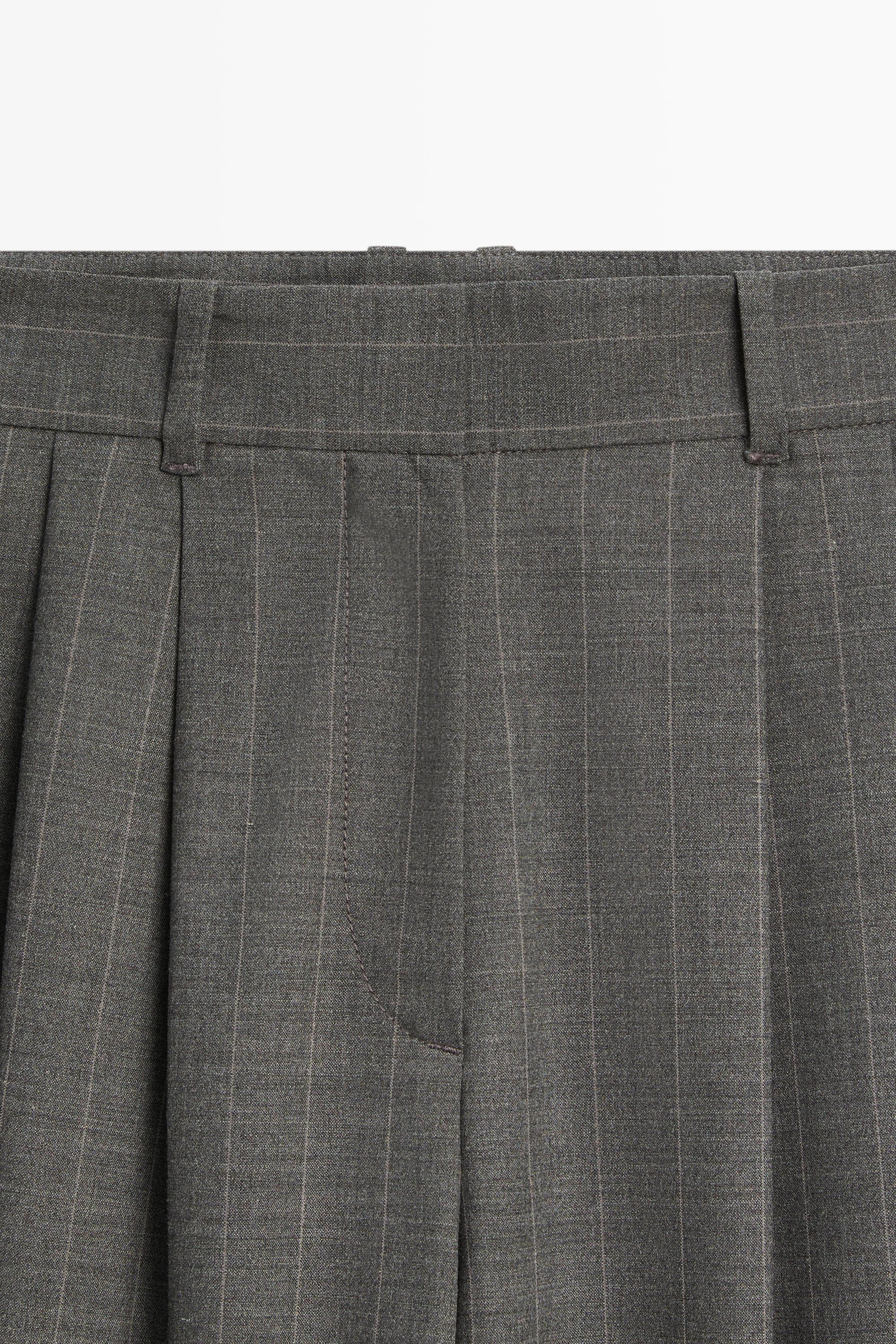 Pinstripe carrot fit pants